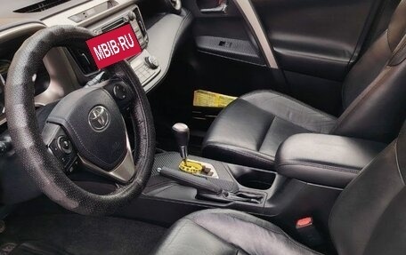 Toyota RAV4, 2013 год, 2 050 000 рублей, 13 фотография
