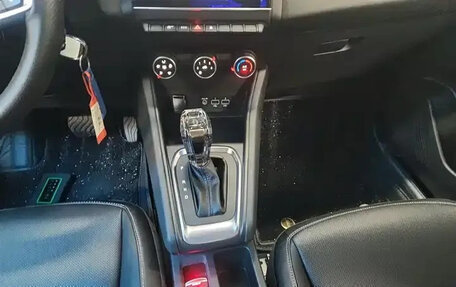 Renault Captur II, 2019 год, 1 200 121 рублей, 12 фотография