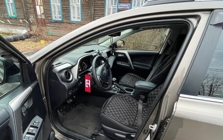 Toyota RAV4, 2016 год, 2 800 000 рублей, 17 фотография