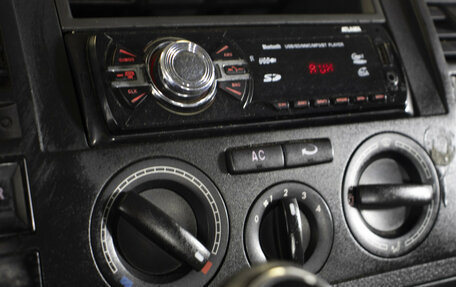 Volkswagen Transporter T5 рестайлинг, 2005 год, 795 000 рублей, 17 фотография