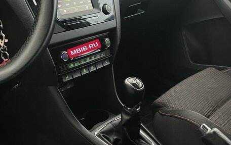 Skoda Rapid I, 2015 год, 1 150 000 рублей, 14 фотография