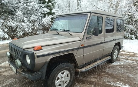 Mercedes-Benz G-Класс W463 рестайлинг _ii, 1992 год, 938 000 рублей, 5 фотография