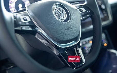 Volkswagen Tiguan II, 2018 год, 2 900 000 рублей, 12 фотография