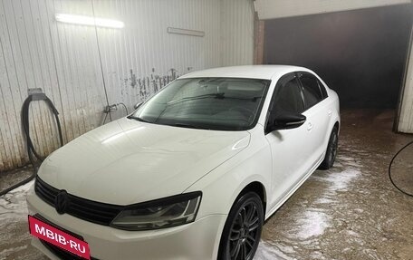 Volkswagen Jetta VI, 2014 год, 1 200 000 рублей, 3 фотография