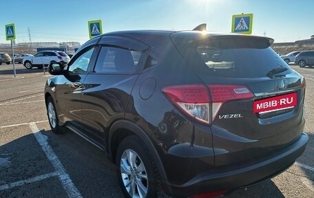 Honda Vezel, 2018 год, 1 600 000 рублей, 6 фотография