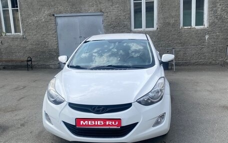 Hyundai Avante, 2012 год, 880 000 рублей, 1 фотография