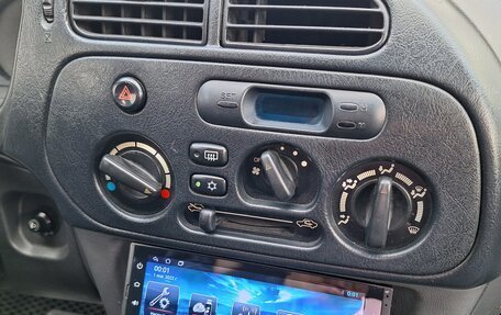 Mitsubishi Lancer VII, 1999 год, 250 000 рублей, 3 фотография