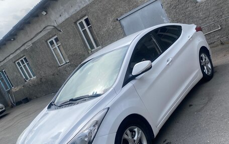 Hyundai Avante, 2012 год, 880 000 рублей, 6 фотография