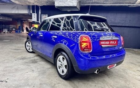 MINI Hatch, 2018 год, 1 800 000 рублей, 4 фотография