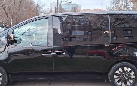 Hyundai Staria, 2022 год, 5 500 000 рублей, 7 фотография