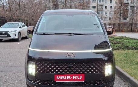 Hyundai Staria, 2022 год, 5 500 000 рублей, 10 фотография