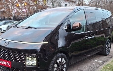 Hyundai Staria, 2022 год, 5 500 000 рублей, 36 фотография