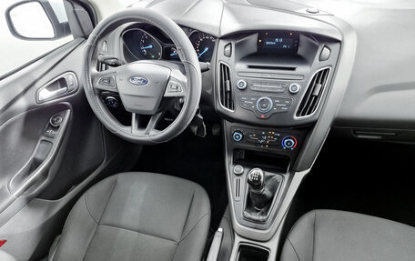 Ford Focus III, 2017 год, 729 000 рублей, 19 фотография