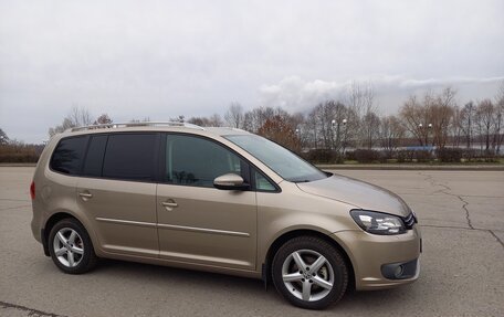 Volkswagen Touran III, 2012 год, 1 300 000 рублей, 5 фотография
