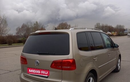 Volkswagen Touran III, 2012 год, 1 300 000 рублей, 6 фотография