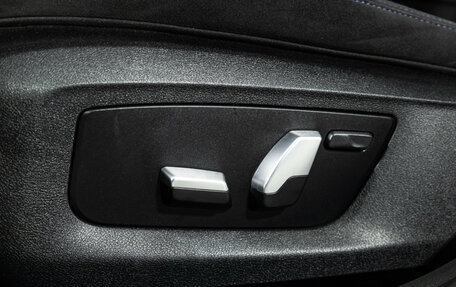 BMW 5 серия, 2019 год, 4 559 898 рублей, 15 фотография