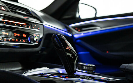 BMW 5 серия, 2019 год, 4 559 898 рублей, 26 фотография