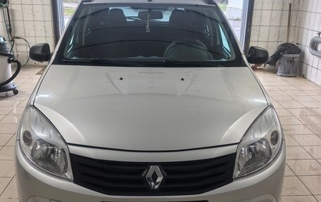 Renault Sandero I, 2012 год, 650 000 рублей, 3 фотография