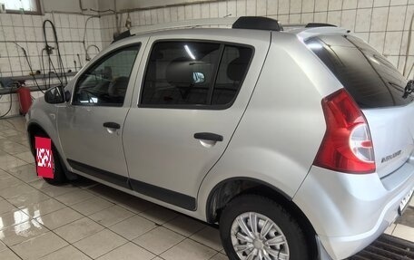 Renault Sandero I, 2012 год, 650 000 рублей, 12 фотография
