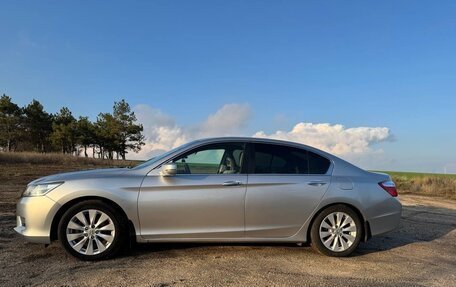 Honda Accord IX рестайлинг, 2013 год, 1 800 000 рублей, 3 фотография