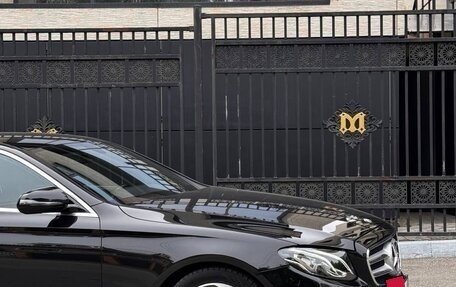 Mercedes-Benz E-Класс, 2017 год, 2 615 000 рублей, 4 фотография