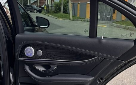 Mercedes-Benz E-Класс, 2017 год, 2 615 000 рублей, 22 фотография