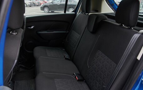 Renault Sandero II рестайлинг, 2017 год, 1 048 000 рублей, 12 фотография