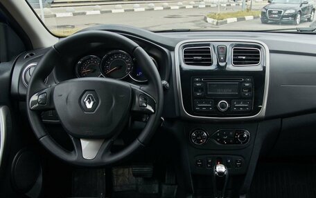 Renault Sandero II рестайлинг, 2017 год, 1 048 000 рублей, 13 фотография