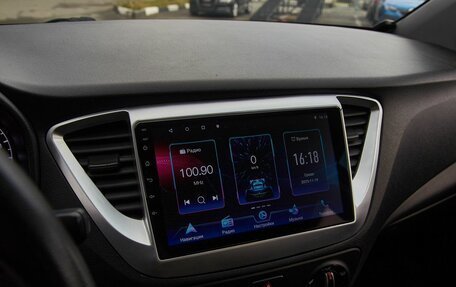 Hyundai Solaris II рестайлинг, 2018 год, 1 263 000 рублей, 5 фотография