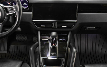 Porsche Cayenne III, 2021 год, 8 998 000 рублей, 15 фотография