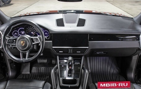 Porsche Cayenne III, 2021 год, 8 998 000 рублей, 14 фотография