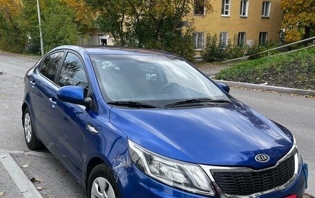 KIA Rio III рестайлинг, 2011 год, 750 000 рублей, 2 фотография