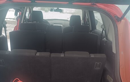 Mazda 5 I рестайлинг, 2006 год, 700 000 рублей, 7 фотография