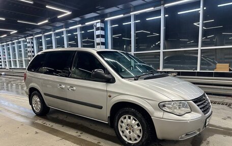 Chrysler Voyager IV, 2002 год, 780 000 рублей, 3 фотография