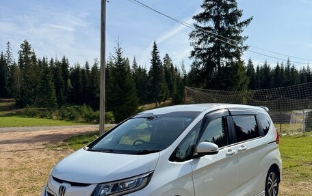 Honda Freed II, 2016 год, 1 250 000 рублей, 2 фотография