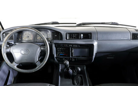 Toyota Land Cruiser 80 рестайлинг, 1997 год, 1 278 000 рублей, 13 фотография