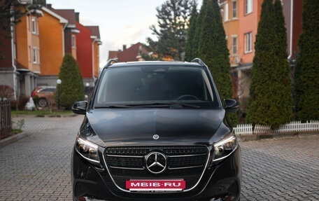 Mercedes-Benz V-Класс, 2024 год, 10 200 000 рублей, 7 фотография