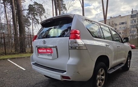 Toyota Land Cruiser Prado 150 рестайлинг 2, 2013 год, 2 970 000 рублей, 2 фотография