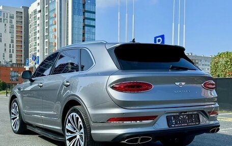 Bentley Bentayga I, 2022 год, 20 890 000 рублей, 7 фотография