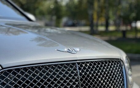 Bentley Bentayga I, 2022 год, 20 890 000 рублей, 11 фотография