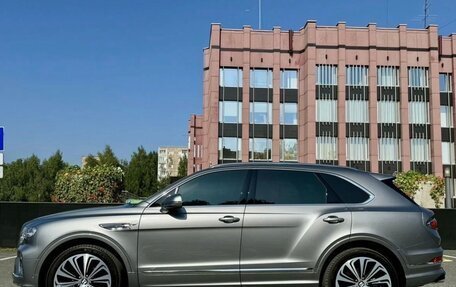 Bentley Bentayga I, 2022 год, 20 890 000 рублей, 3 фотография