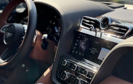 Bentley Bentayga I, 2022 год, 20 890 000 рублей, 22 фотография