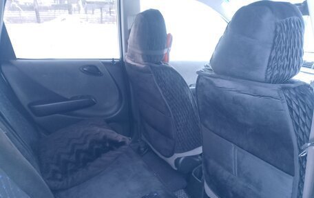 Honda Fit III, 2001 год, 430 000 рублей, 1 фотография