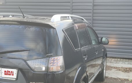 Mitsubishi Outlander III рестайлинг 3, 2008 год, 640 000 рублей, 3 фотография