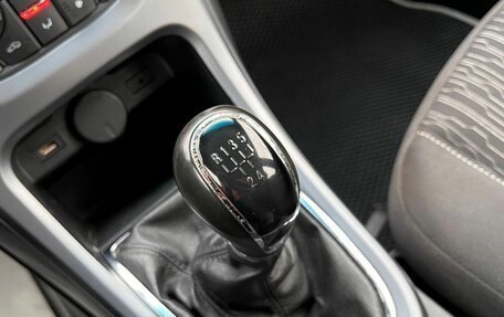 Opel Astra J, 2013 год, 780 000 рублей, 23 фотография