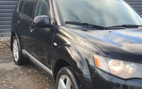 Mitsubishi Outlander III рестайлинг 3, 2008 год, 640 000 рублей, 7 фотография