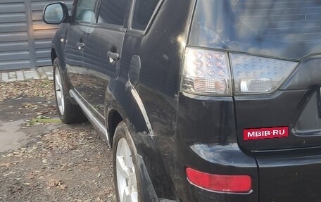 Mitsubishi Outlander III рестайлинг 3, 2008 год, 640 000 рублей, 4 фотография