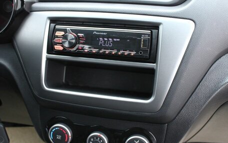 KIA Rio III рестайлинг, 2015 год, 1 000 000 рублей, 16 фотография