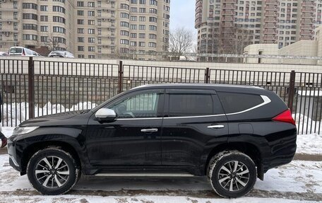 Mitsubishi Pajero Sport III рестайлинг, 2019 год, 2 900 000 рублей, 2 фотография