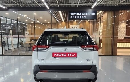 Toyota RAV4, 2025 год, 5 490 099 рублей, 4 фотография